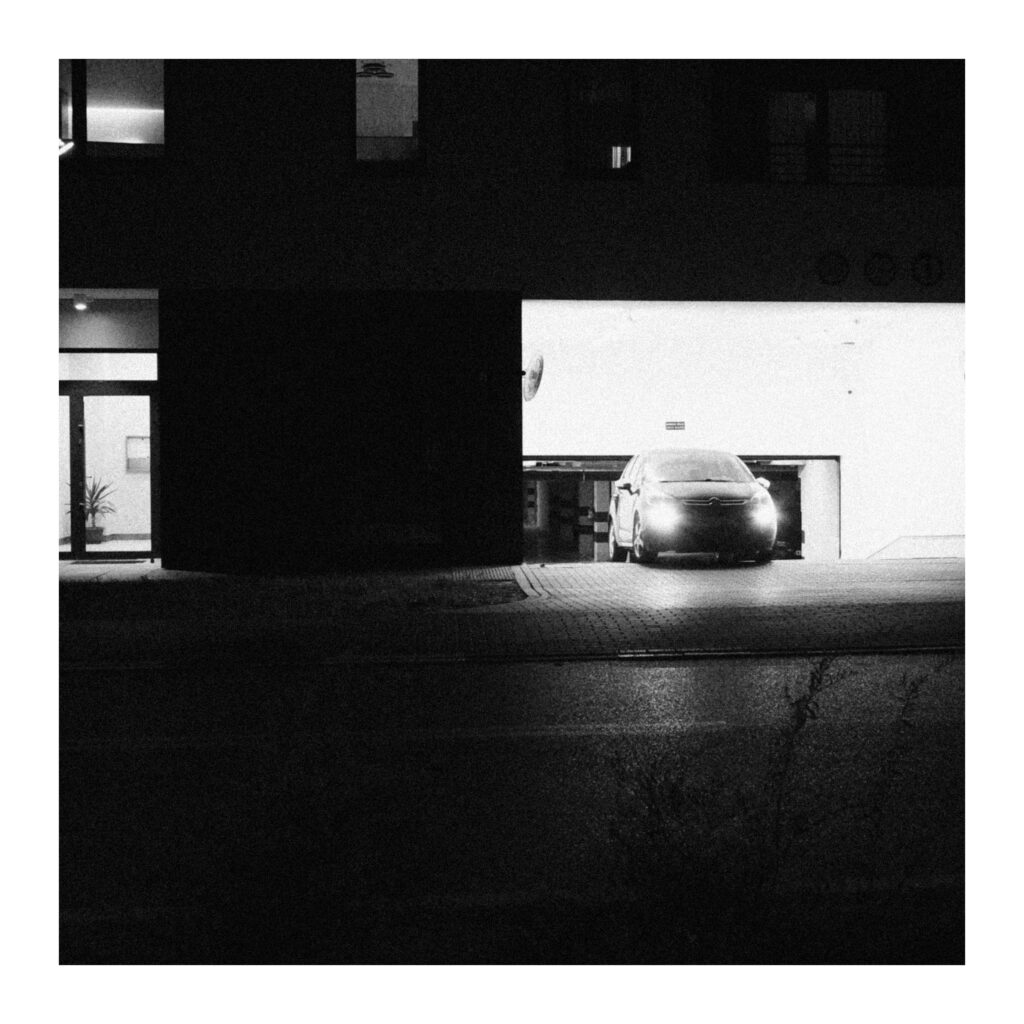 Ricoh GR IV - po zmroku