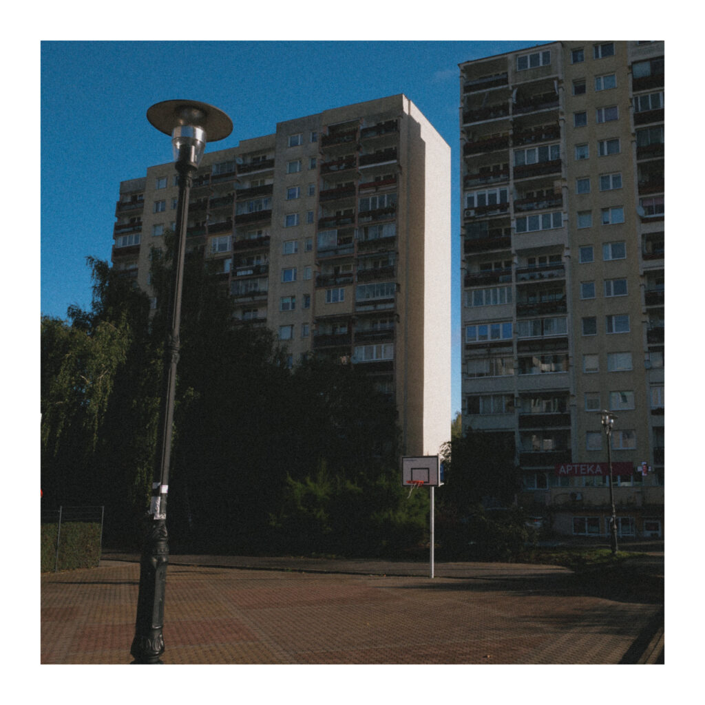 Ricoh GR IV - blokowiska