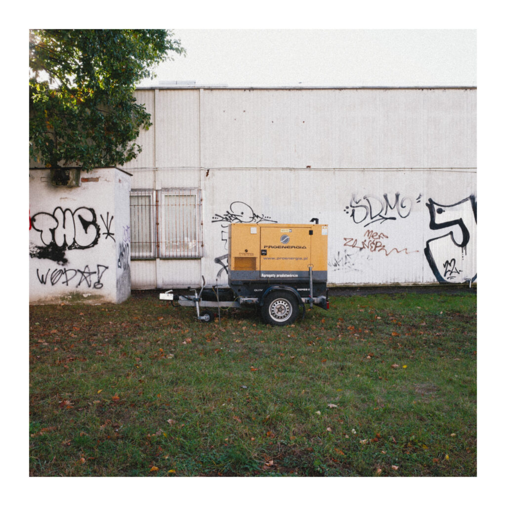 Ricoh GR IV - samotny agregat prądotwórczy
